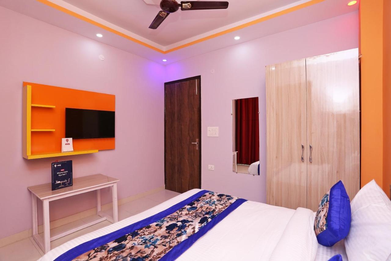 Oyo Rose Residency Near Dwarka Sector 9 Metro Station Hotel New Delhi Exterior foto
